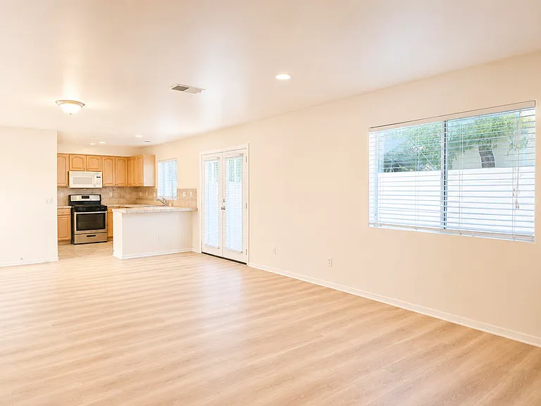 33411 Campus Ln — Photo 2