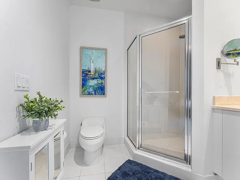 2640 Lake Shore Dr #2215 — Photo 23