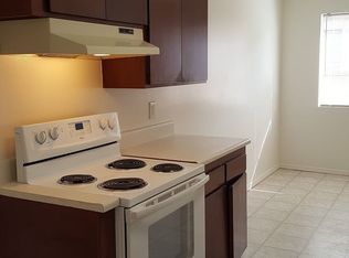 9377 El Cajon St, Ventura, CA 93004