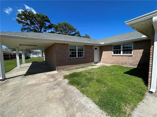 3108 Tournefort St, Chalmette, LA