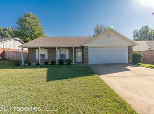 4277 W Patrick St, Fayetteville, AR 72704