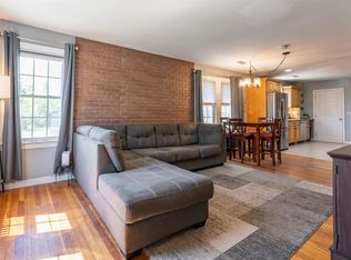 4 Palmer Ave, Plaistow, NH 03865