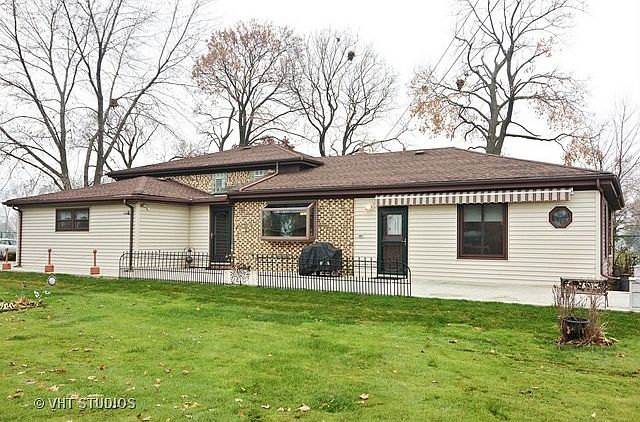 1st image of 6621 Newcastle Ave