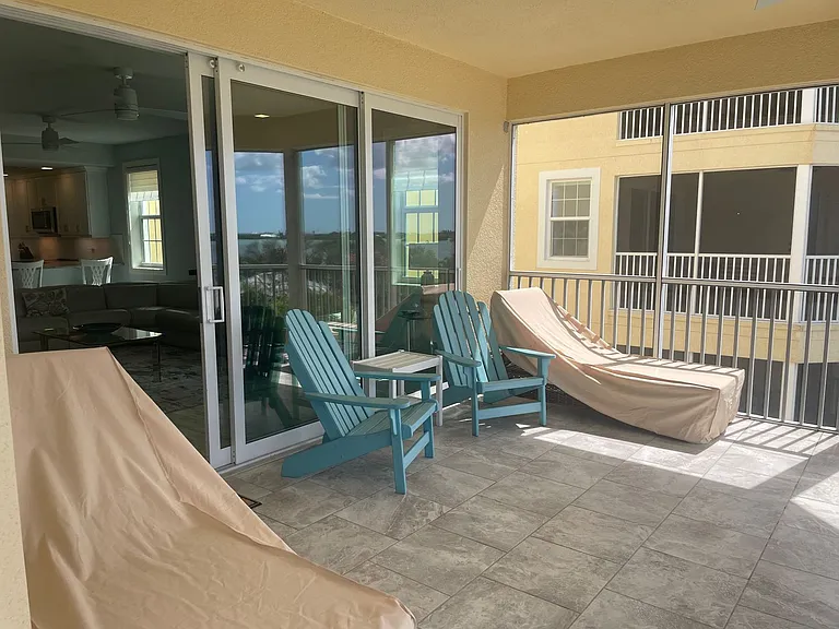260 Hidden Bay Dr #401 — Photo 16