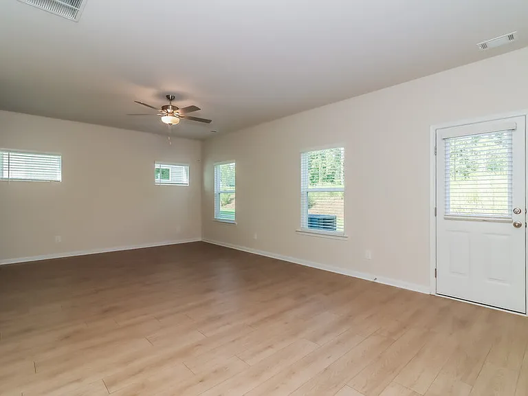 203 Katelyn Way — Photo 6