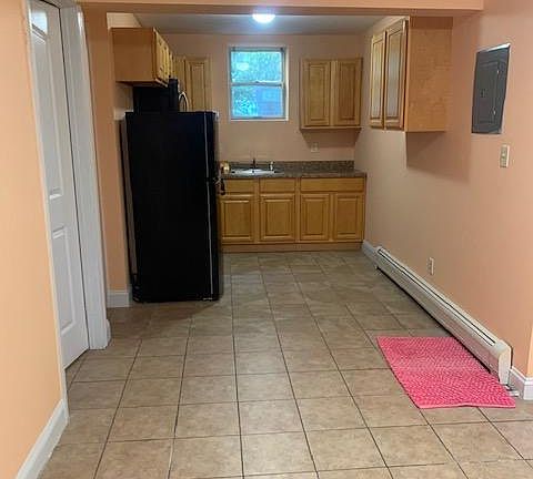 Eat in kitchen