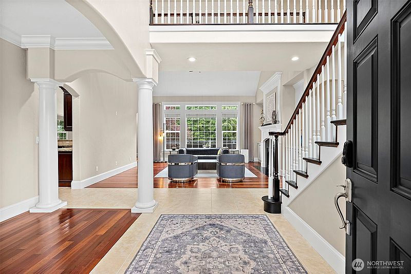 4th image of 7622 Ostrander Court SE