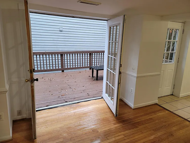 1533 N Colonial Ter #A — Photo 7