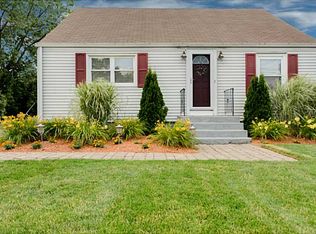 76 Dawn Blvd, Woonsocket, RI 02895