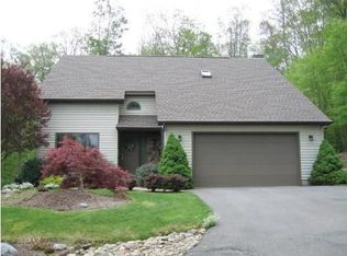 93 Laurel Ln, Sayre, PA 18840