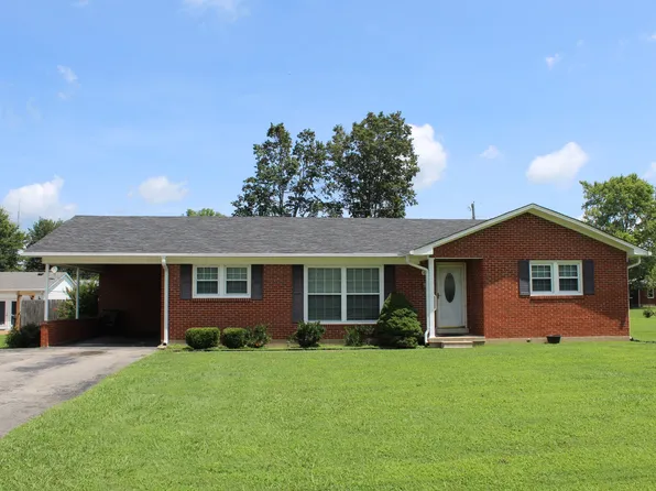 426 7th St, Lawrenceburg, TN 38464