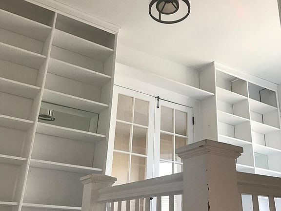 2nd image of 51 Granger Pl #2