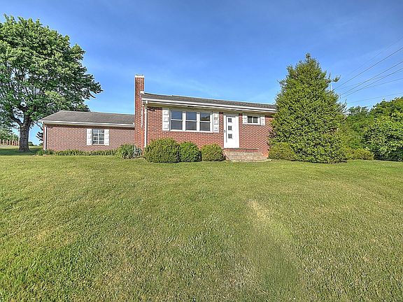 2nd image of 210 Mount Bethel Rd