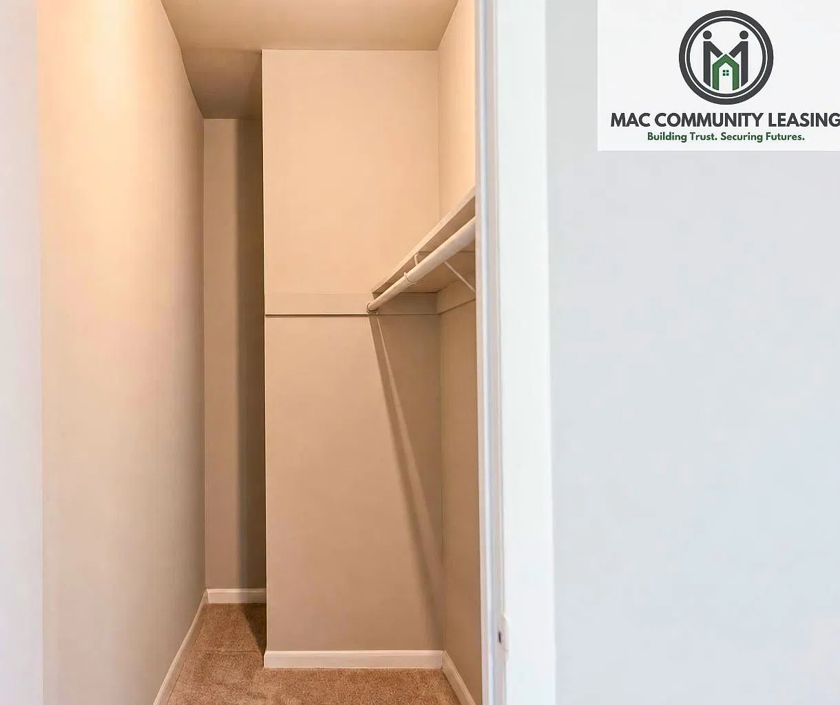 2 bed, 860 sqft, $1,175 — Photo 2