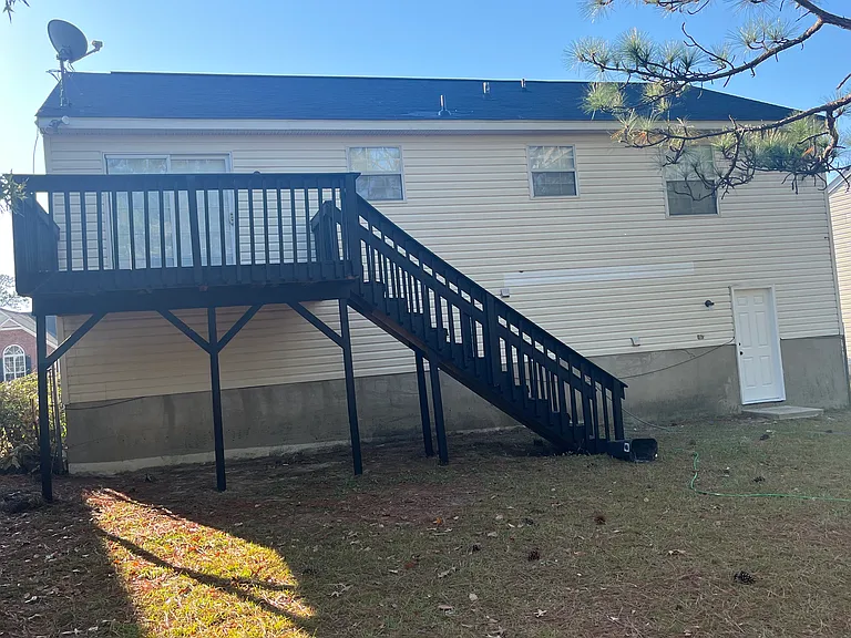 821 Winslow Way — Photo 13