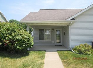 2635 Mount Pleasant St UNIT 102D, Burlington, IA