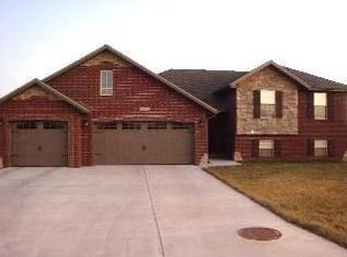 2642 E Keystone Dr, Republic, MO 65738