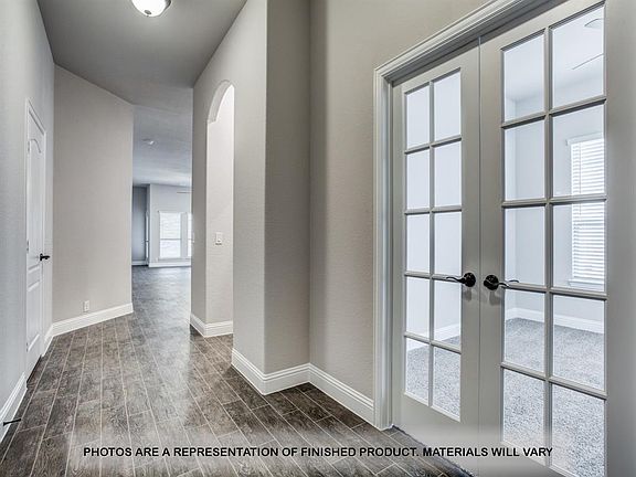 3rd image of 409 Lake Cove Dr