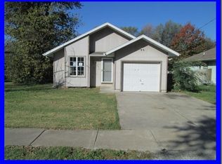 935 S Golden Ave, Springfield, MO 65802