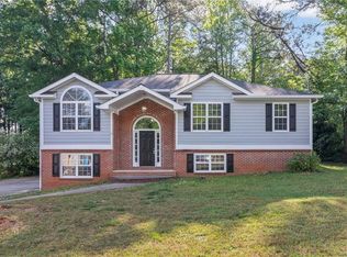 3911 Brianna Dr, Powder Springs, GA 30127