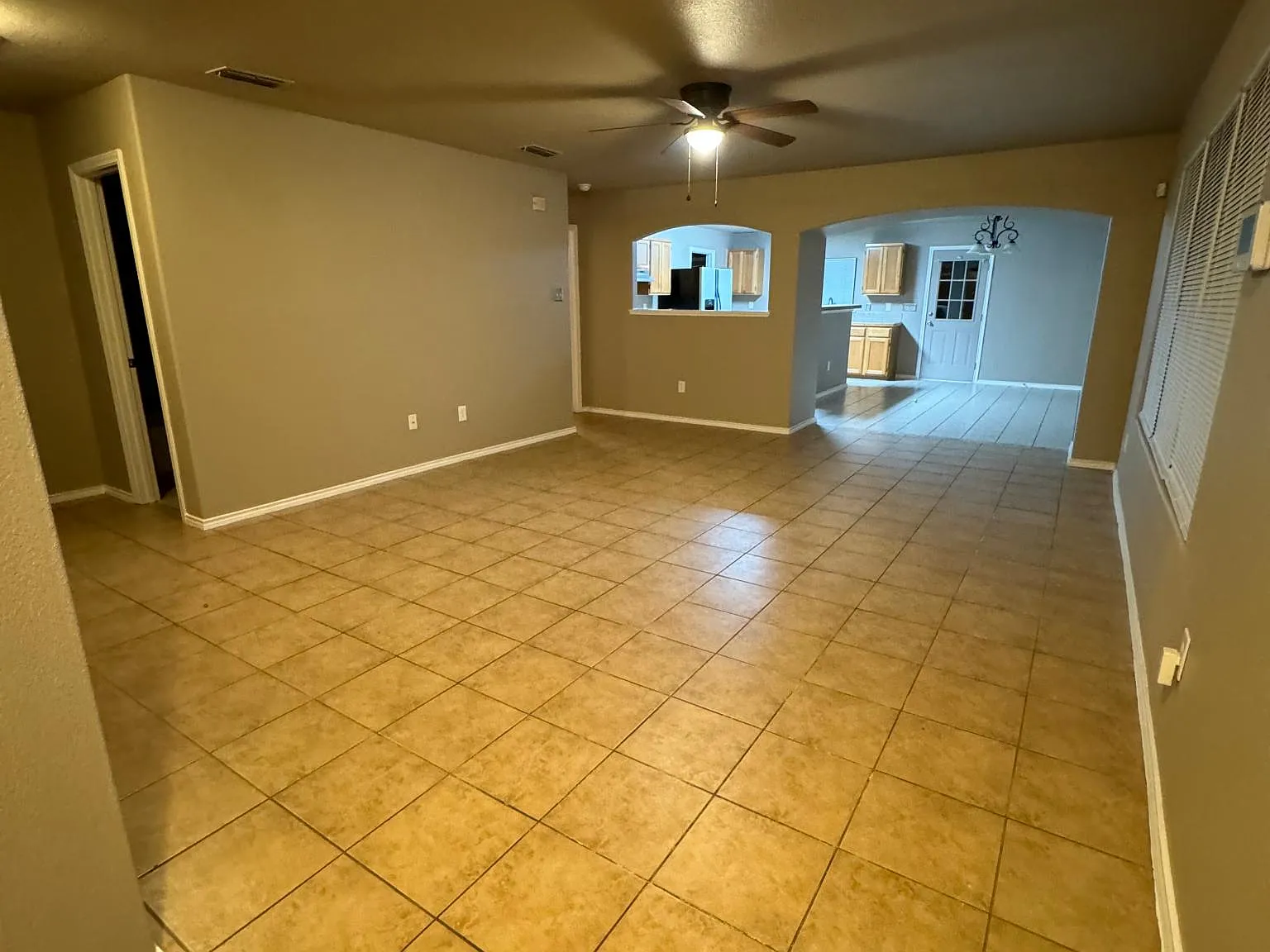 518 Gandara Dr — Photo 3