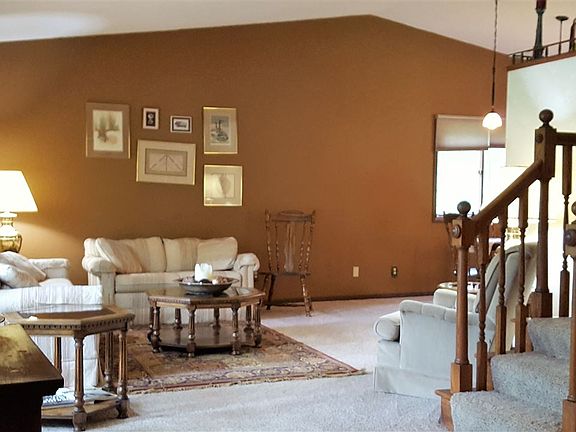 4th image of 1954 Plantation Ln