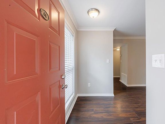 4th image of 8740 Roswell Rd Unit 6A