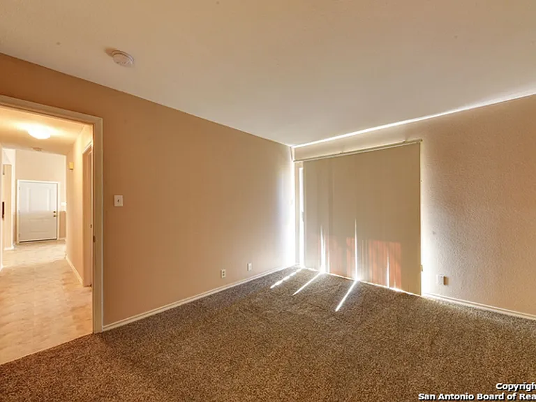 1431 Loma Alto #4 — Photo 12