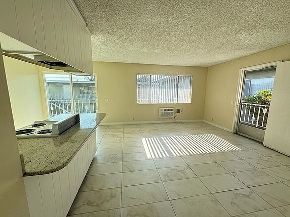 3rd image of 4824 Santa Anita Ave #18