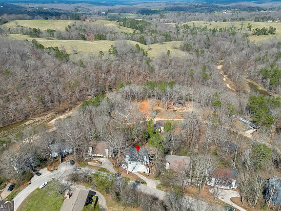 4th image of 3932 Darryl Ln