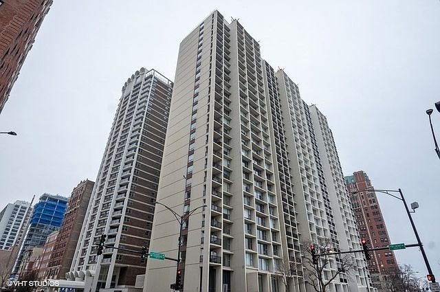 1st image of 3200 N Lake Shore Dr APT 1806