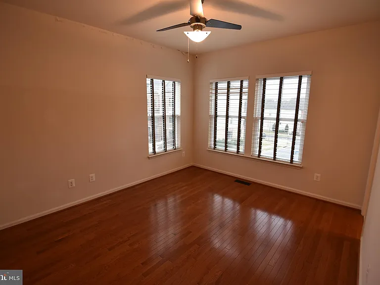 20425 Codman Dr — Photo 19