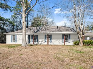 12235 Armstrong Dr, Baton Rouge, LA 70816