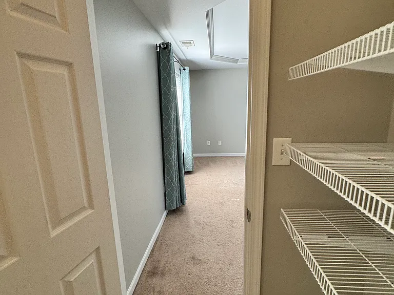 207 Bennington Dr — Photo 51