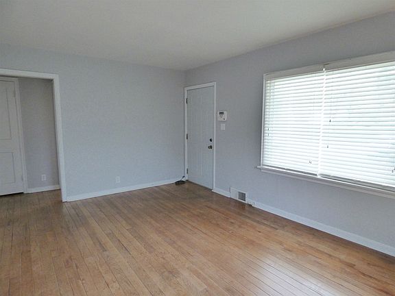 2nd image of 1401 Cedar St