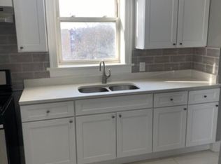 6802 S East End Ave #1, Chicago, IL 60649