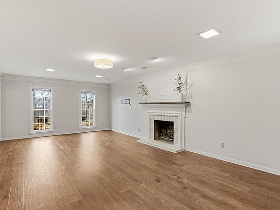 3rd image of 8372 Bazemore Rd