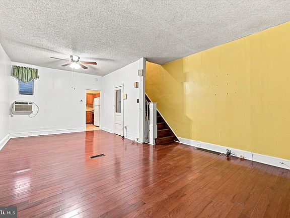 3rd image of 3237 N Bambrey St