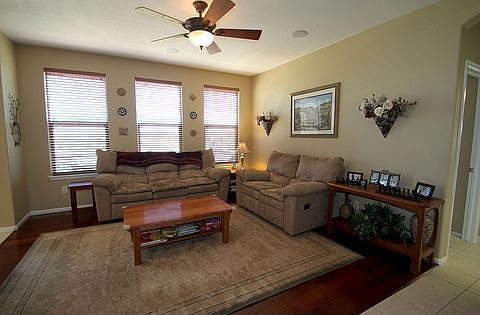 3368 Ashworth Ave 005