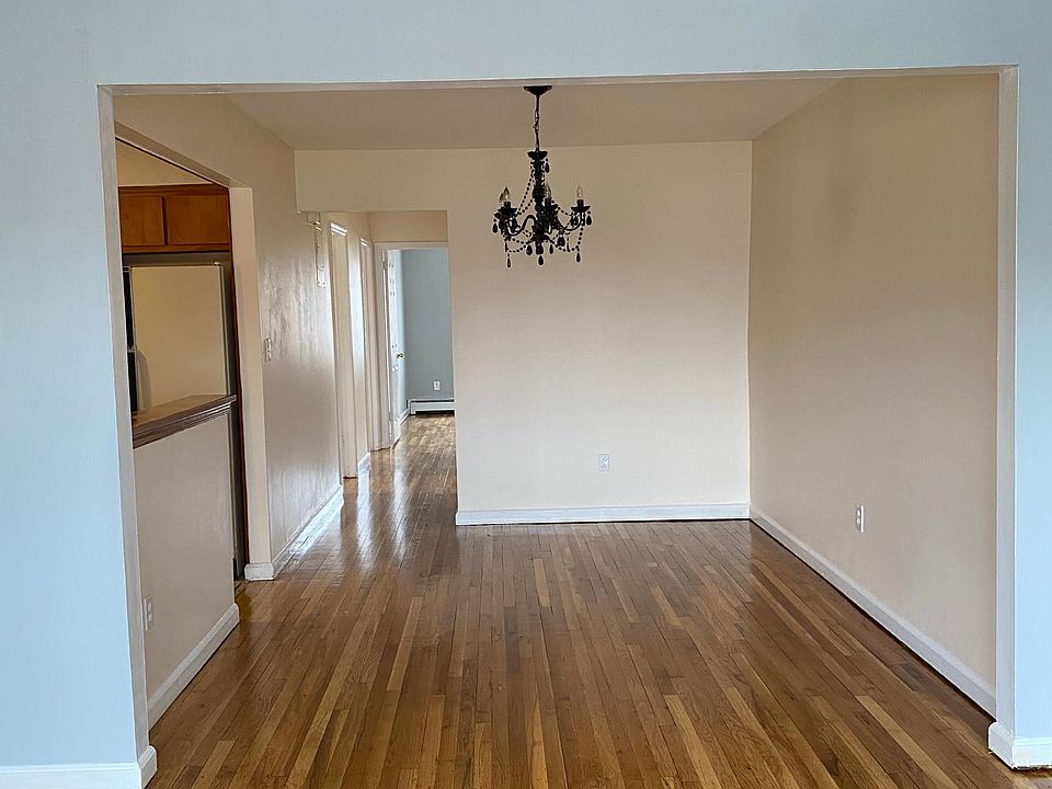 1st image of 158-20 97th St