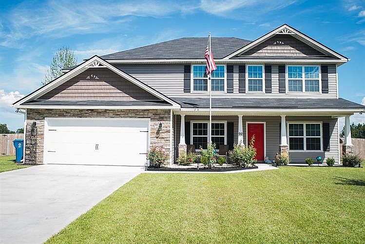 1st image of 92 Pecan Dr NE