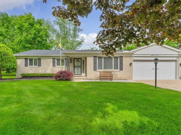 18215 Levan Rd, Livonia, MI 48152