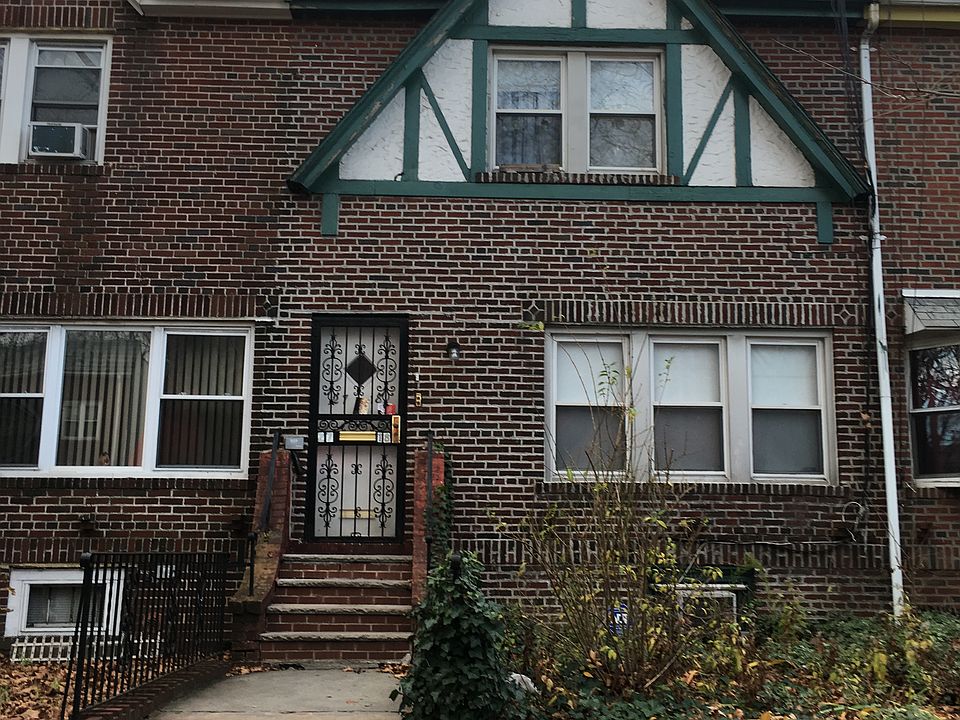 1st image of 2718 99th St