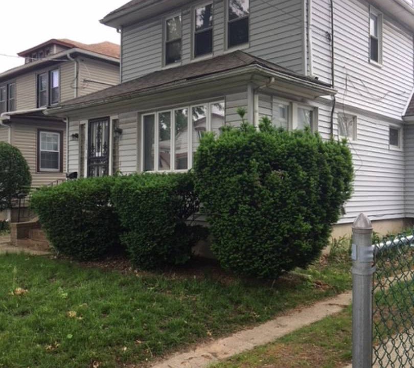 2nd image of 10019 201st St