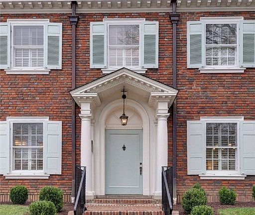 4th image of 3007 Seminary Ave
