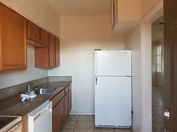 5th image of 245 N Halifax Ave APT 2