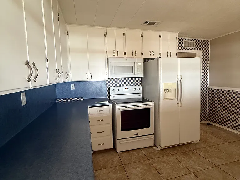 8510 Ames Rd — Photo 9