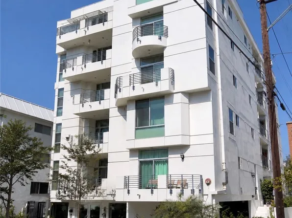 10911 Wellworth Ave APT 1A, Los Angeles, CA 90024
