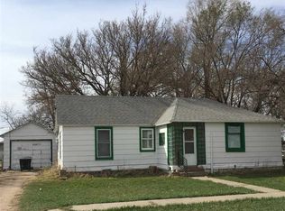 212 W 2nd St, Hershey, NE 69143