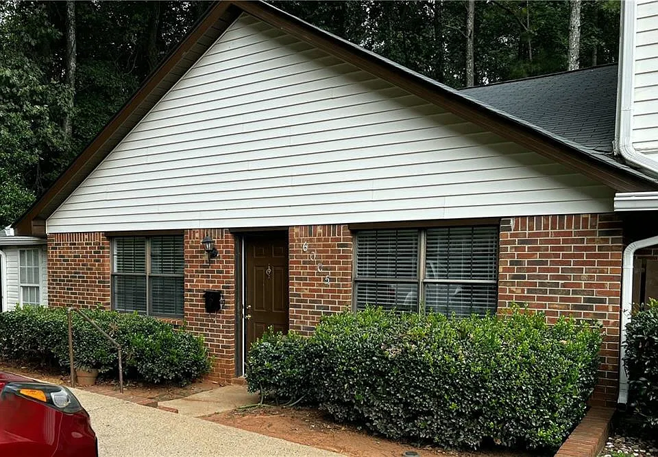 6005 Wintergreen Rd